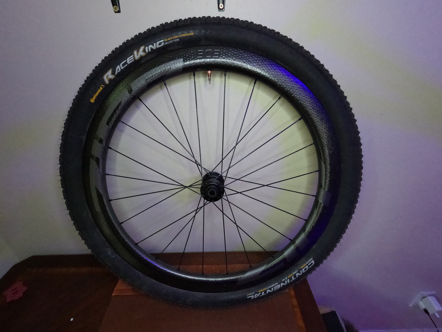 Zipp 303 Firecrest Disc Wheelset 650B, xdr with conti race king 2.2 tires