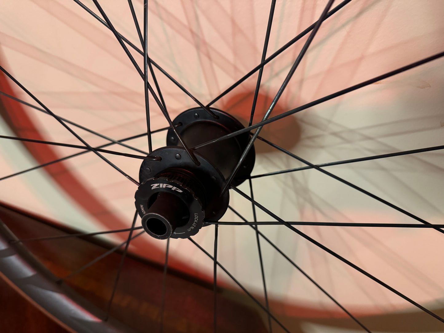 Zipp 303 Firecrest Disc Wheelset - SRAM xdr - Pirelli P Zero Tires - Wheelbags