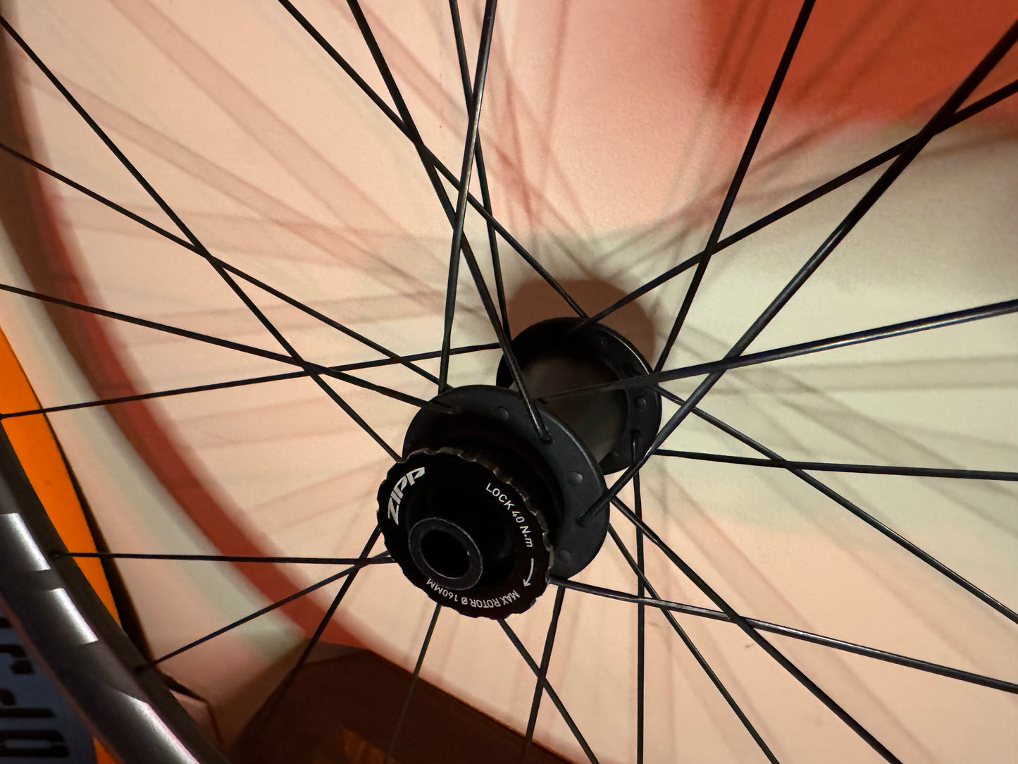 Zipp 303 Firecrest Disc Wheelset - SRAM xdr - Pirelli P Zero Tires - Wheelbags