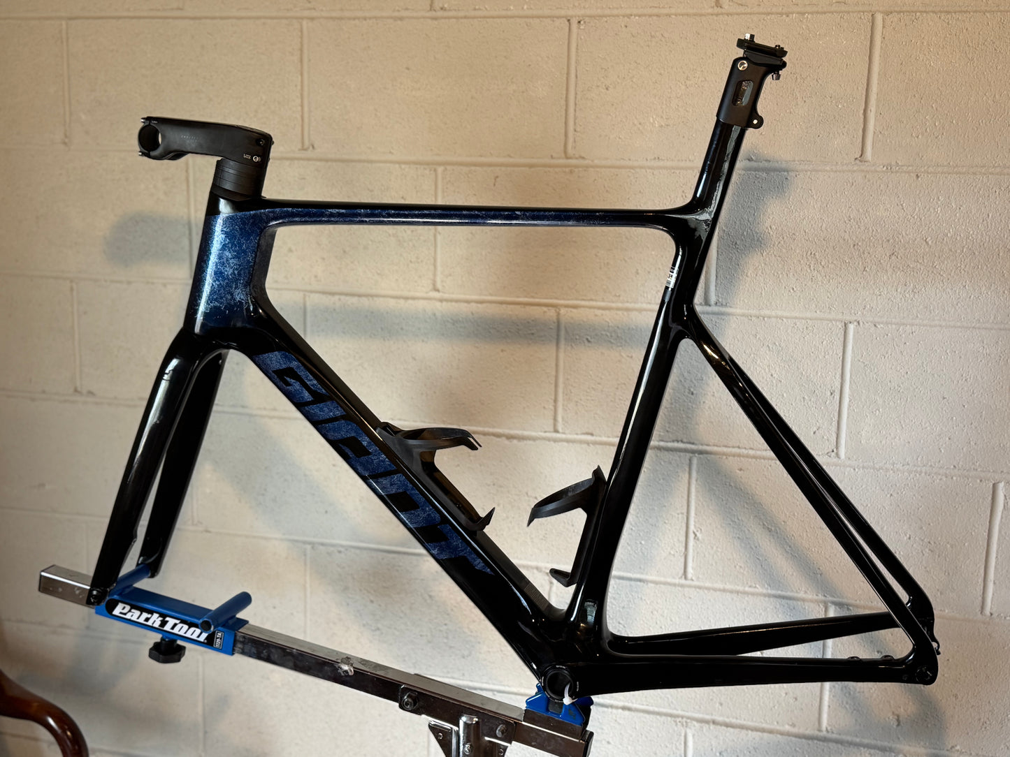 2023 giant propel SL road carbon frameset size L
