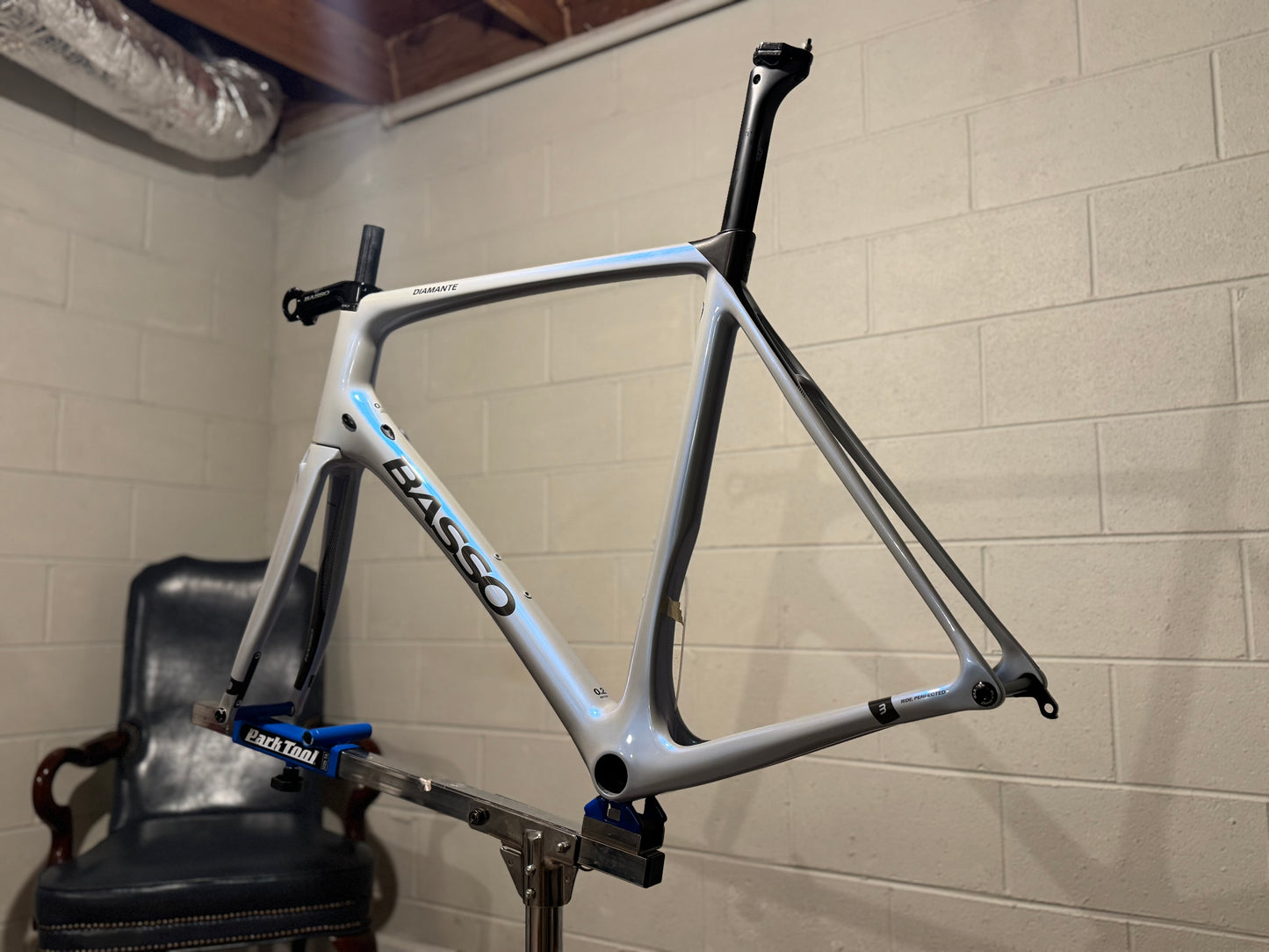 New basso diamanté 58cm frameset
