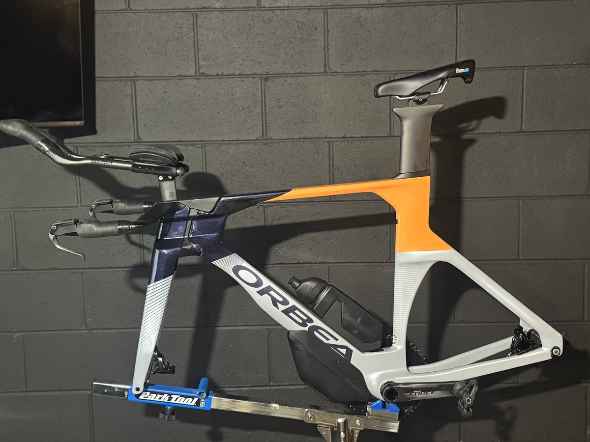 2026 Orbea Ordu TT Bike M/L – SRAM Red AXS – Assioma DUO Power Meter – No Wheels
