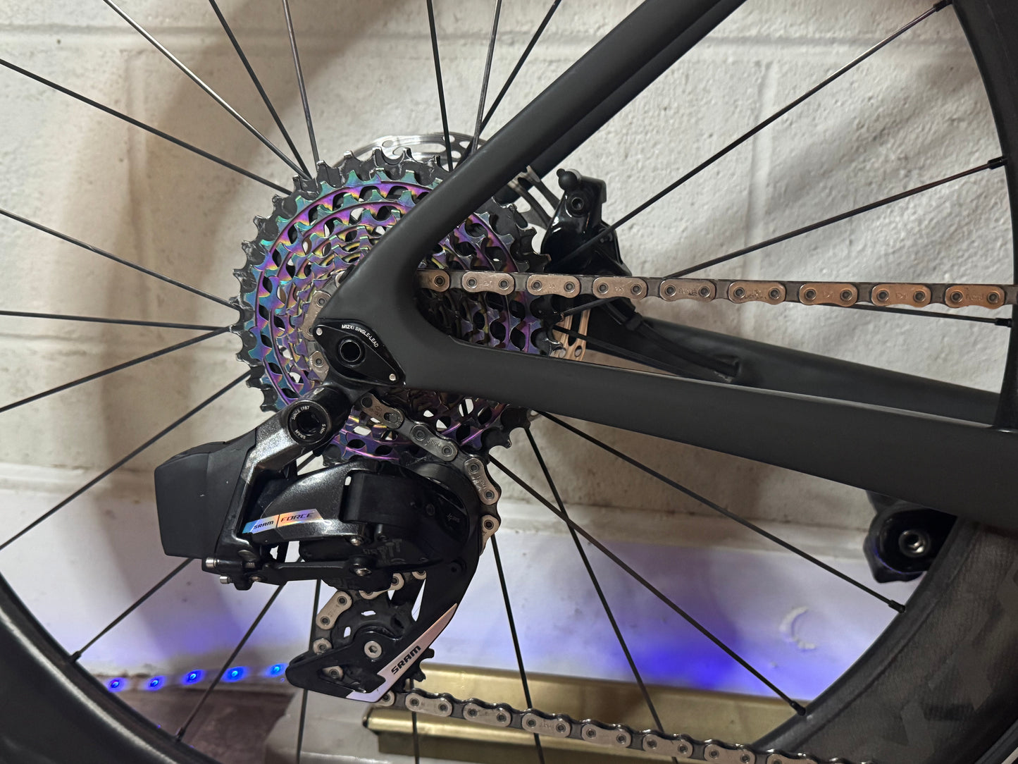 2025 cannondale supersix evo hi-mod Size 56. Bontrager Aeolus Rsl 62.