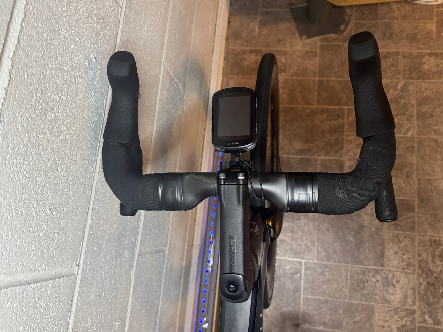 2025 cannondale supersix evo hi-mod Size 56. Bontrager Aeolus Rsl 62.