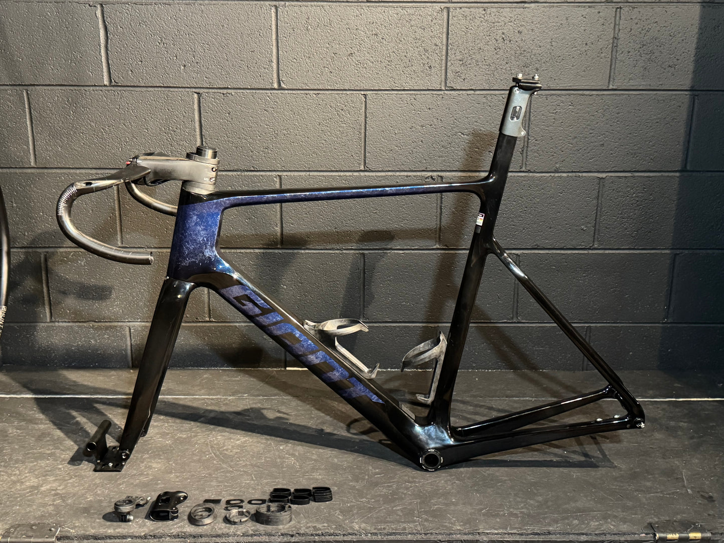 2023 giant propel SL road carbon frameset size L
