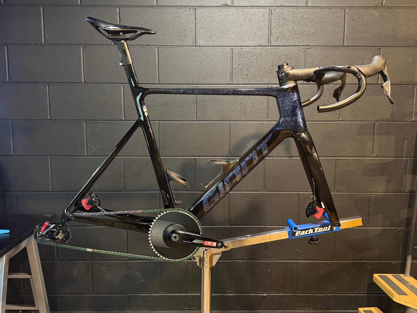 giant propel advanced SL. Sram force/rival/ e1 1x. Far sports evo5 ceramic speed. Build options.