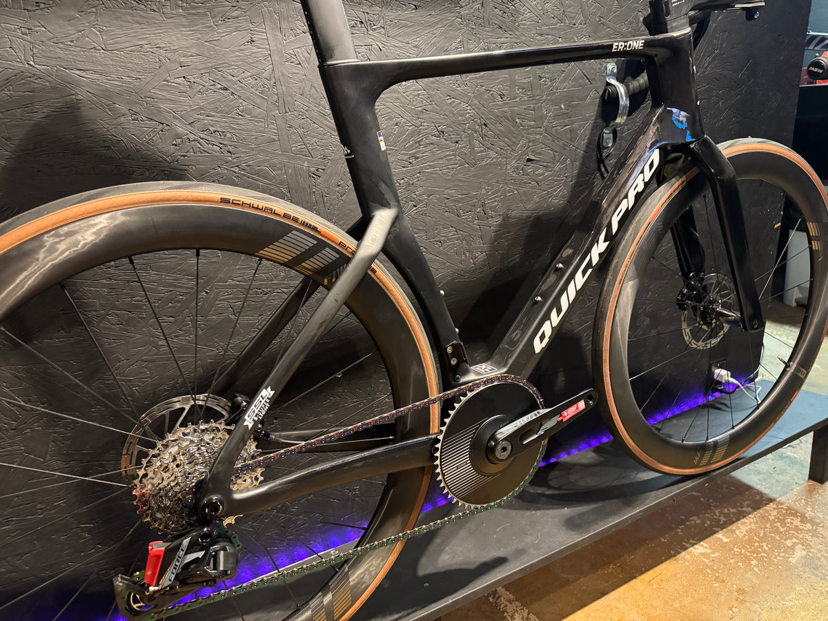 Quick pro er one size xl. Sram force e1 axs. Wheel options.