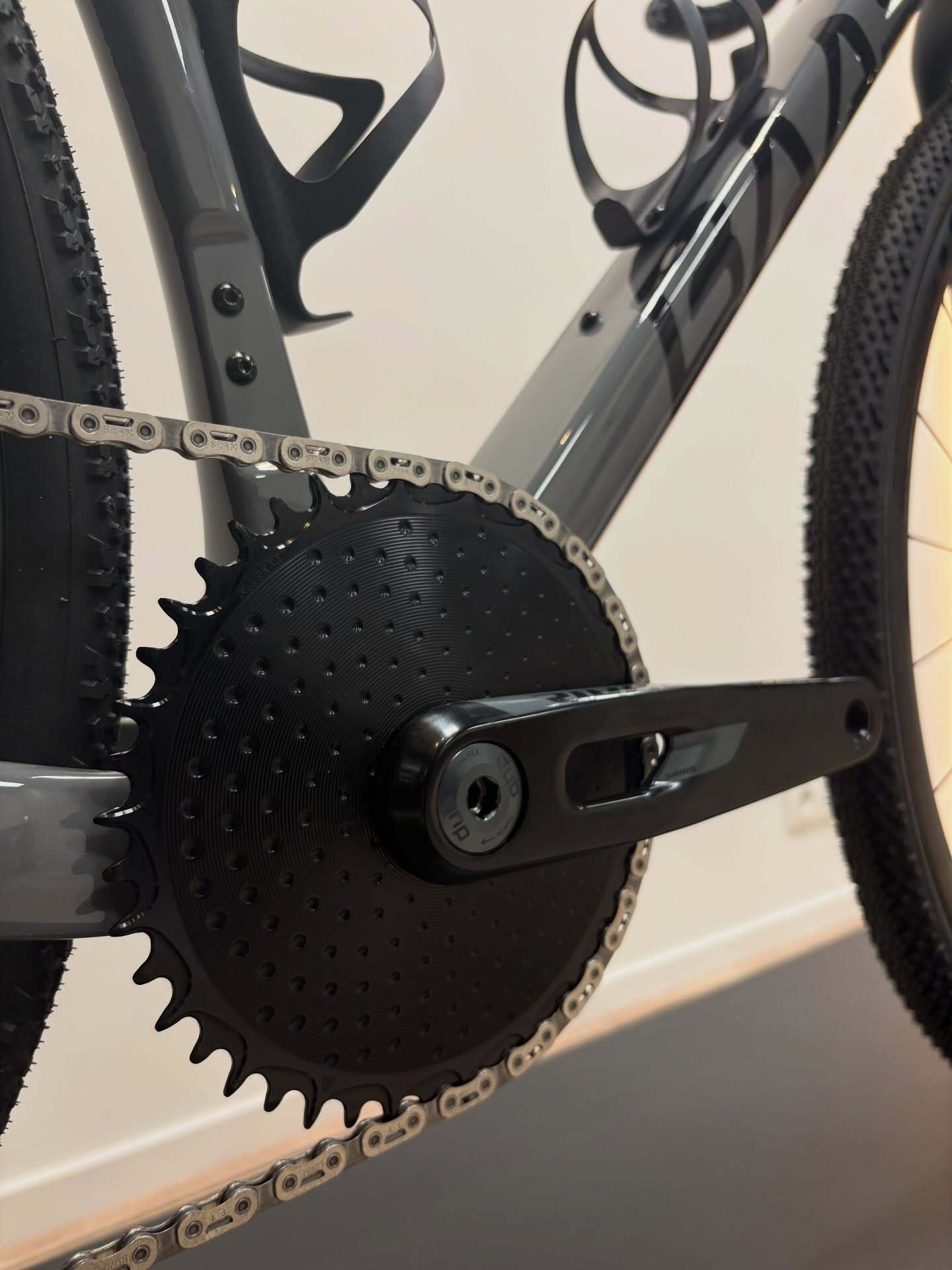 Round 1X AERO Golf Ball for SRAM 8-bolts