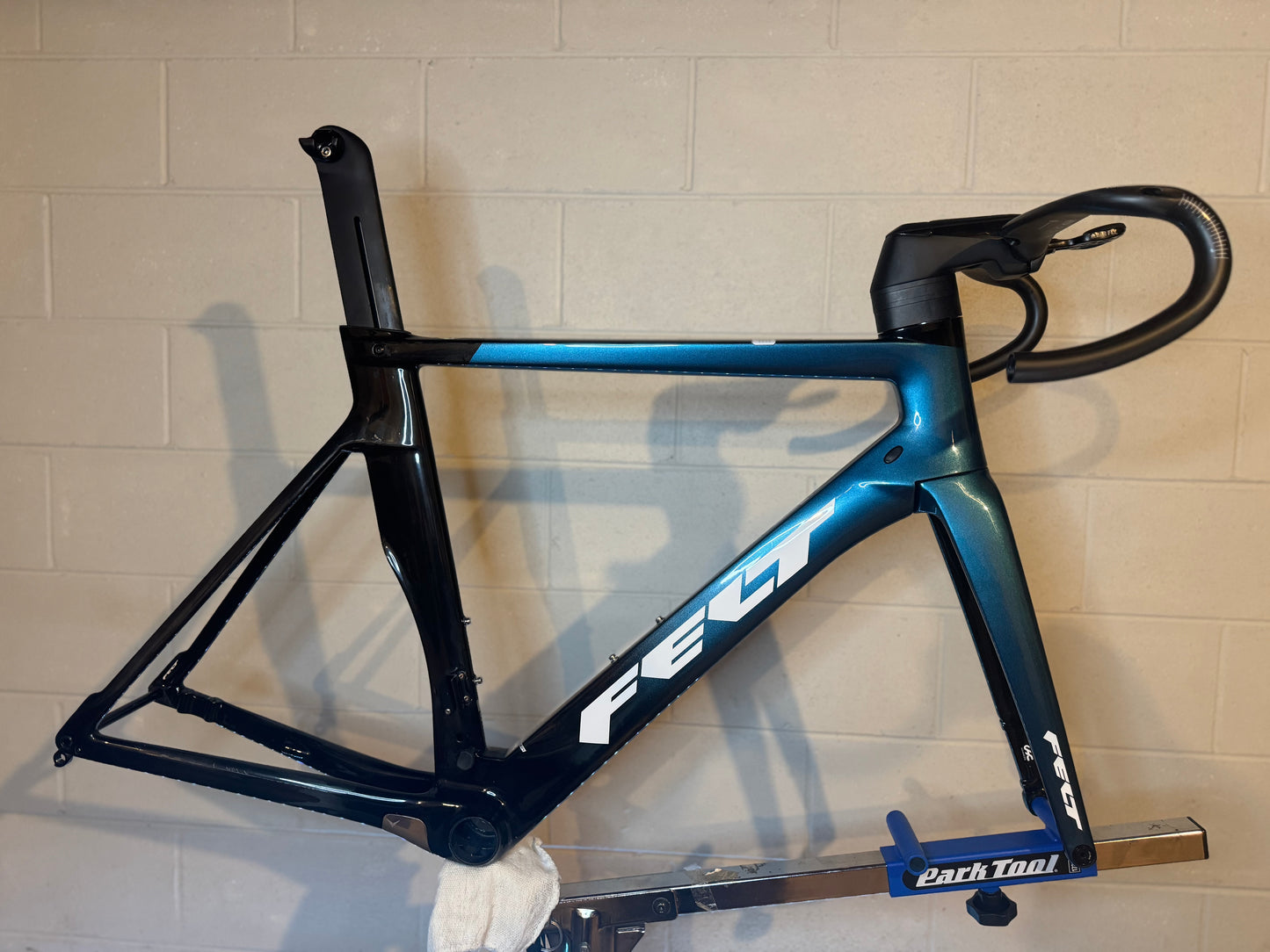 Felt ar advanced size 56 frameset