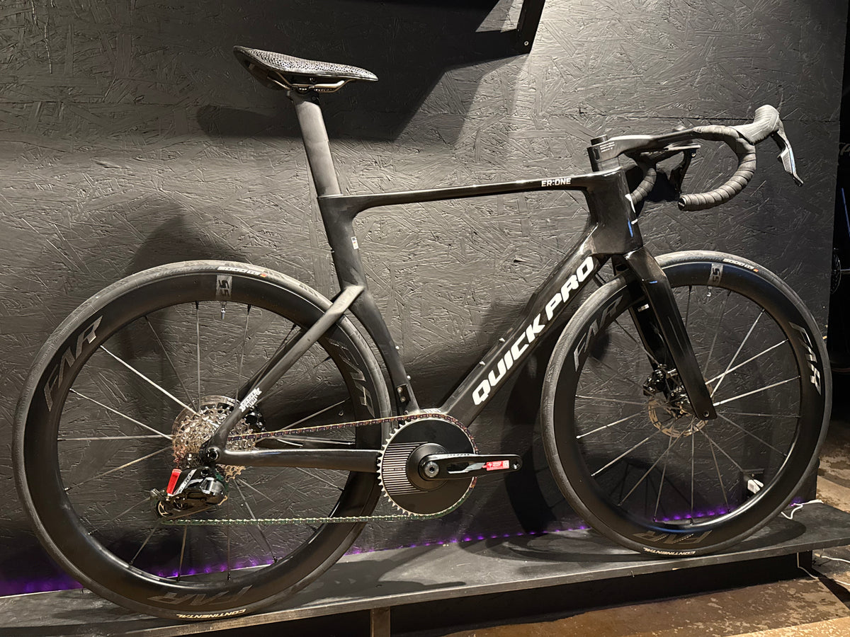 Quick pro er one size xl. Sram force e1 axs. Wheel options.