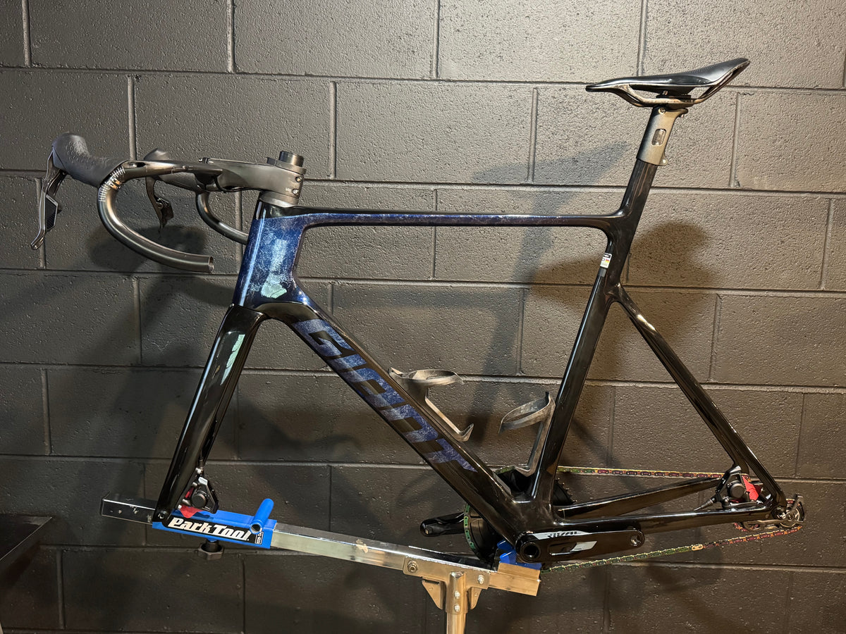 giant propel advanced SL. Sram force/rival/ e1 1x. Far sports evo5 ceramic speed. Build options.