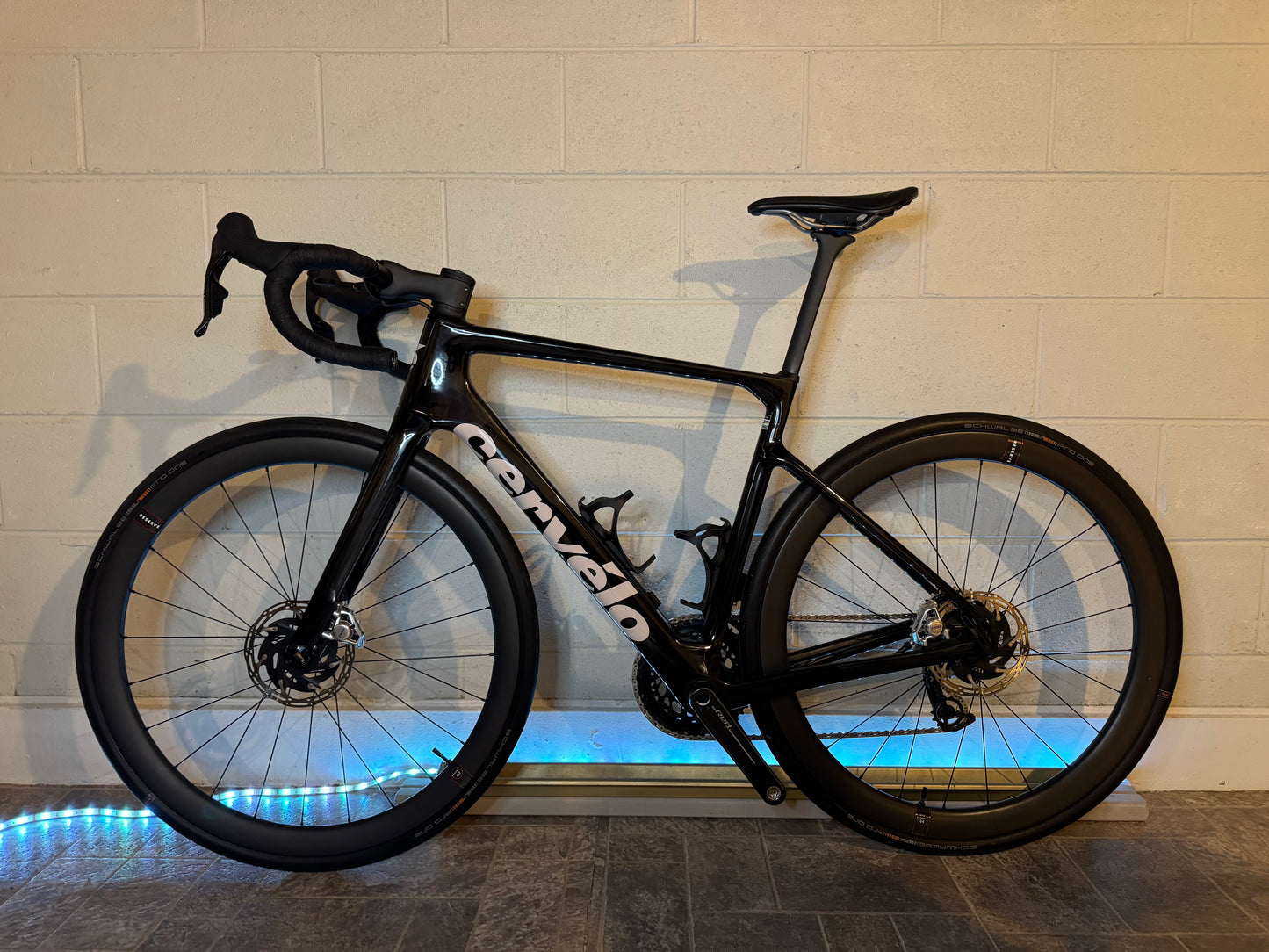 2025 cervelo Caledonia-5 red axs e1 size 54