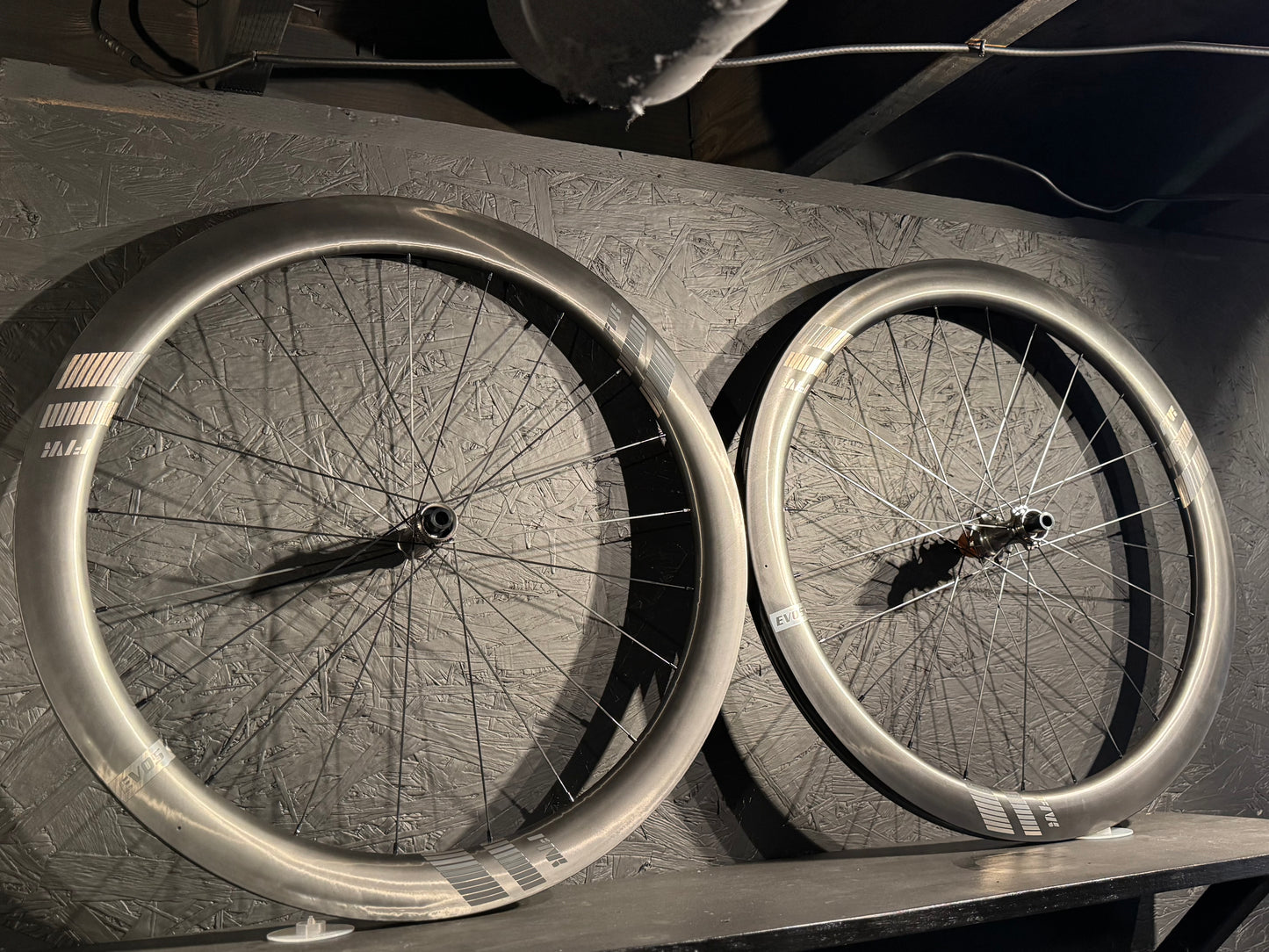 Far sports evo5 c ceramicspeed bearings new