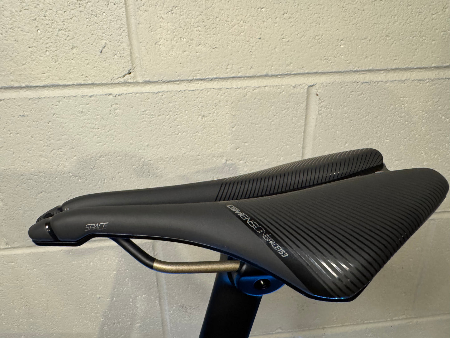 2025 Trek Madone Gen 8 Size M/L . Di2 Power Meter. Bora WTO Wheelset.