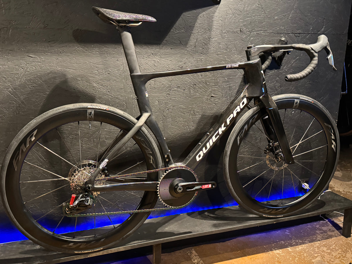 Quick pro er one size xl. Sram force e1 axs. Wheel options.