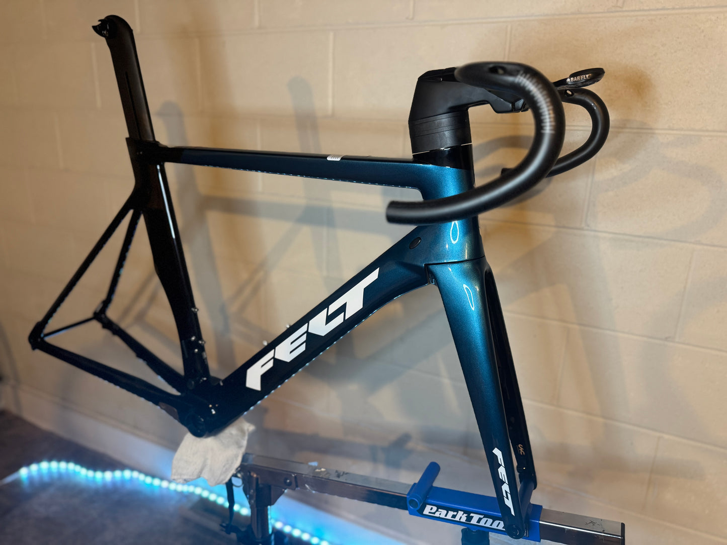 Felt ar advanced size 56 frameset