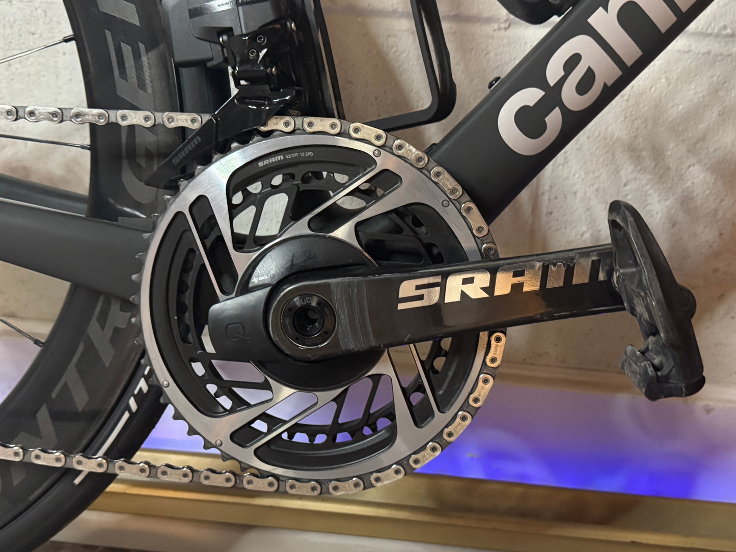 2025 cannondale supersix evo hi-mod Size 56. Bontrager Aeolus Rsl 62.