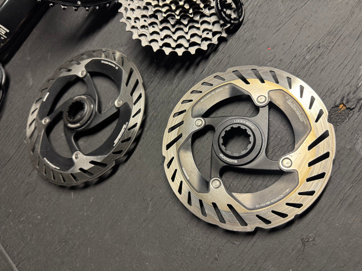 Shimano Dura-Ace R9270 Di2 12-Speed Groupset – 165mm 54/40T – 11-30 – CL900