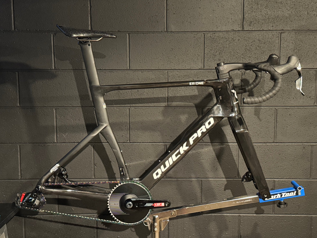 Quick pro er one size xl. Sram force e1 axs. Wheel options.
