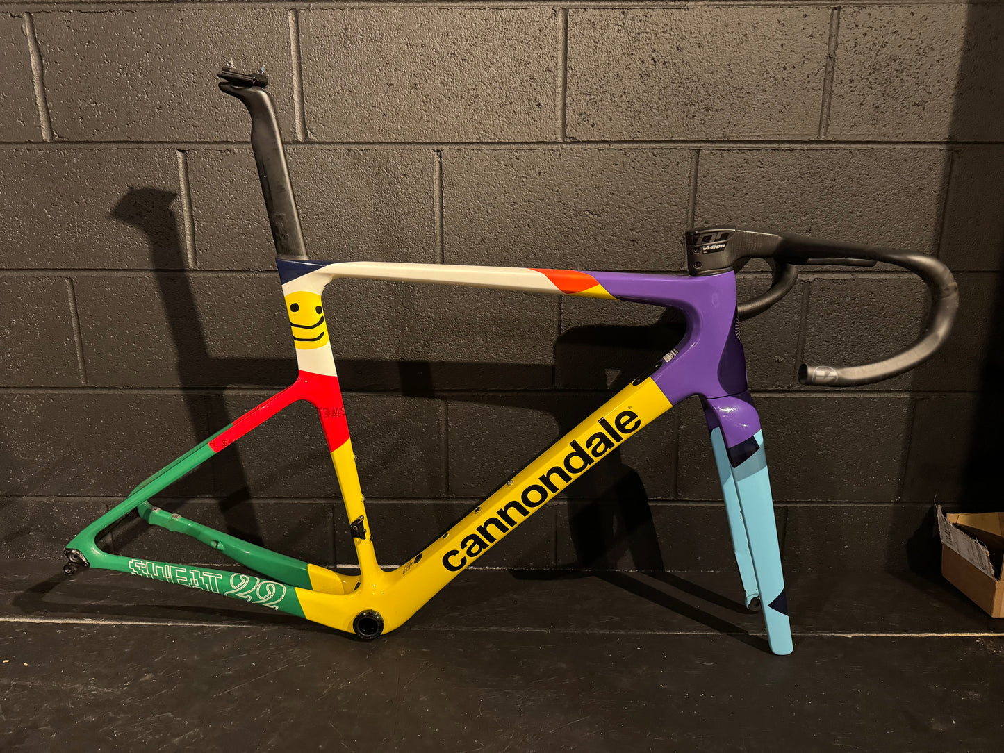 Cannondale supersix evo hi mod size 56 frameset with vision metron 5d acr bars