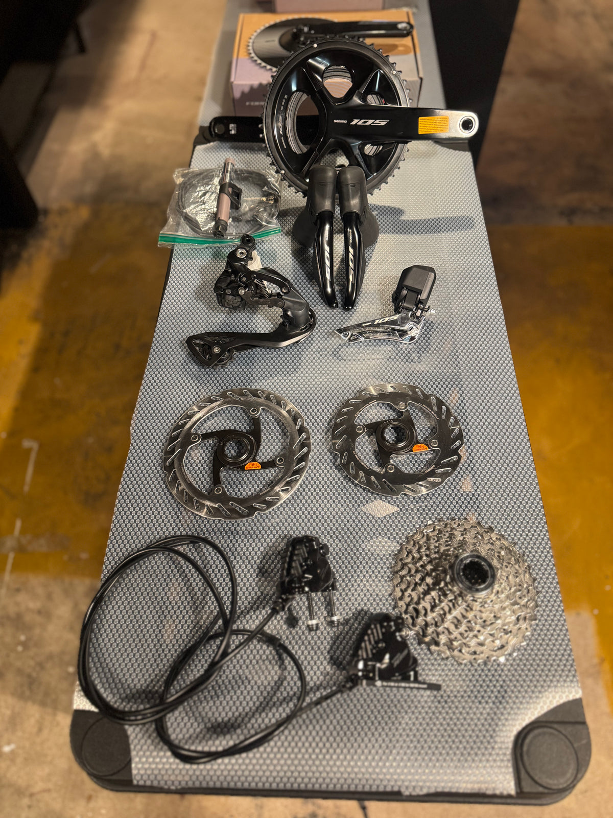 Shimano 105 Di2 R7100 12-Speed Groupset NEW TAKE-OFF 172.5 52/36 11-34