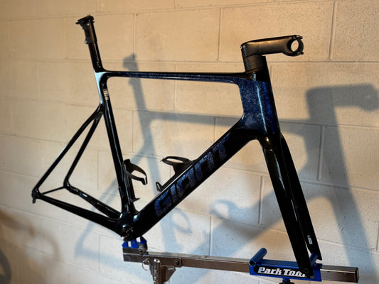 2023 giant propel SL road carbon frameset size L