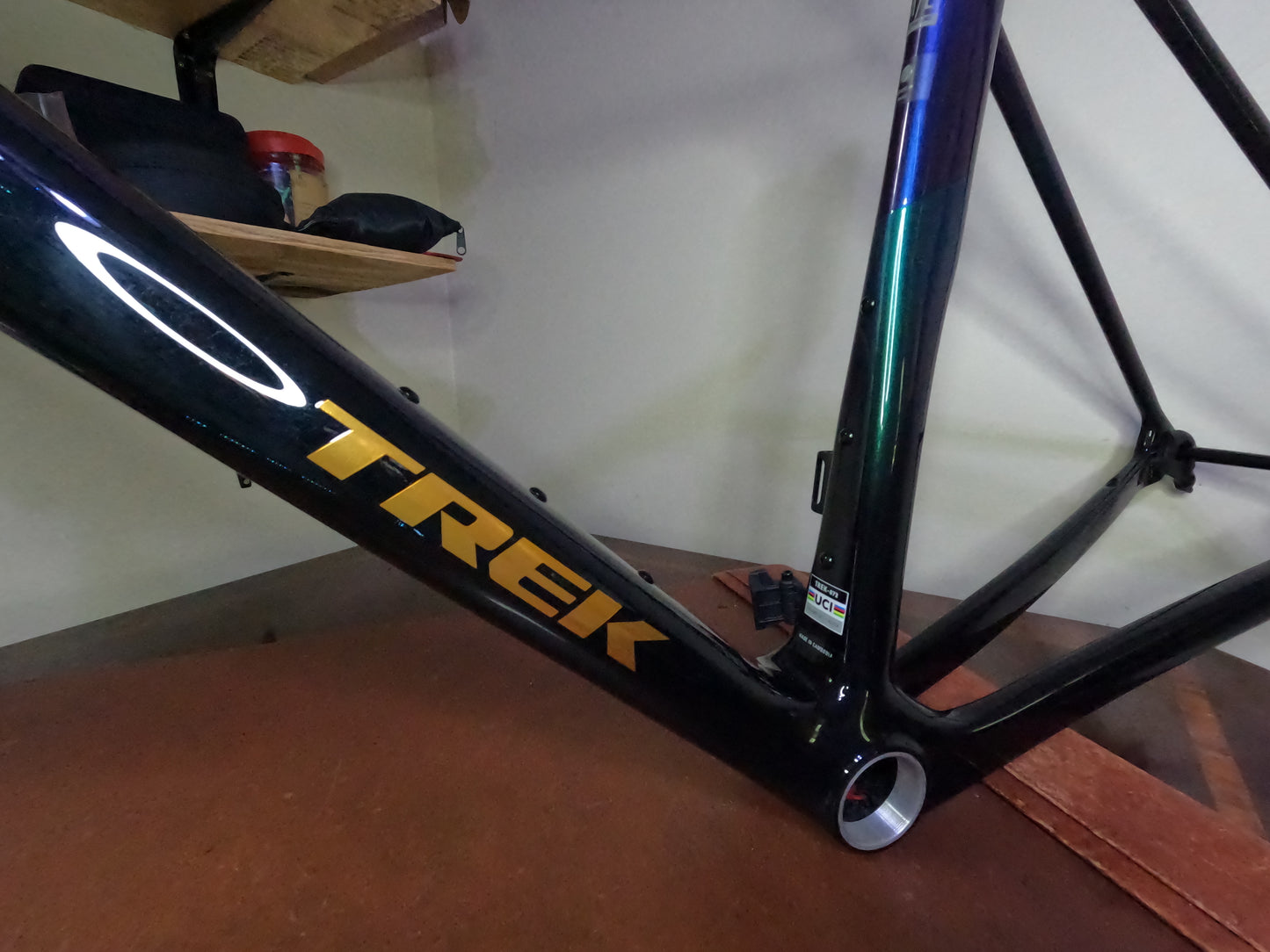 New Trek Madone SL Gen 8 M/L Dark Star Carbon Disc Frameset. Aero Rsl Bar Stem.