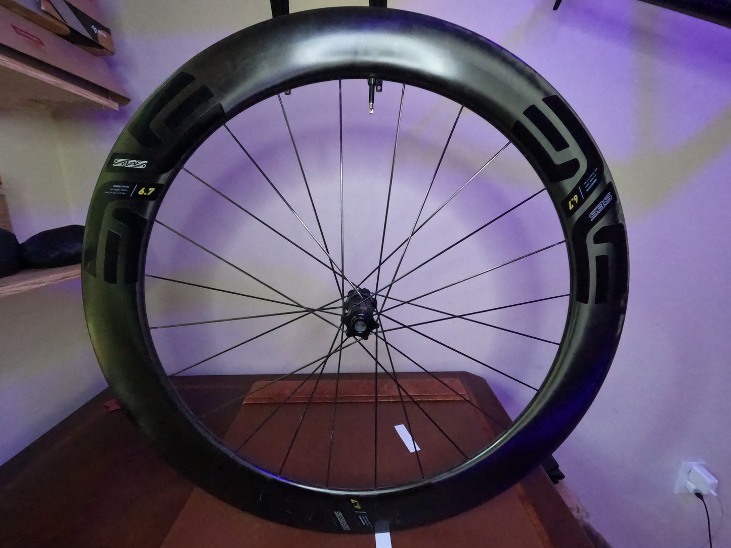 ENVE SES 6.7 Carbon Tubeless Disc Brake Wheelset SRAM XDR 12 Speed
