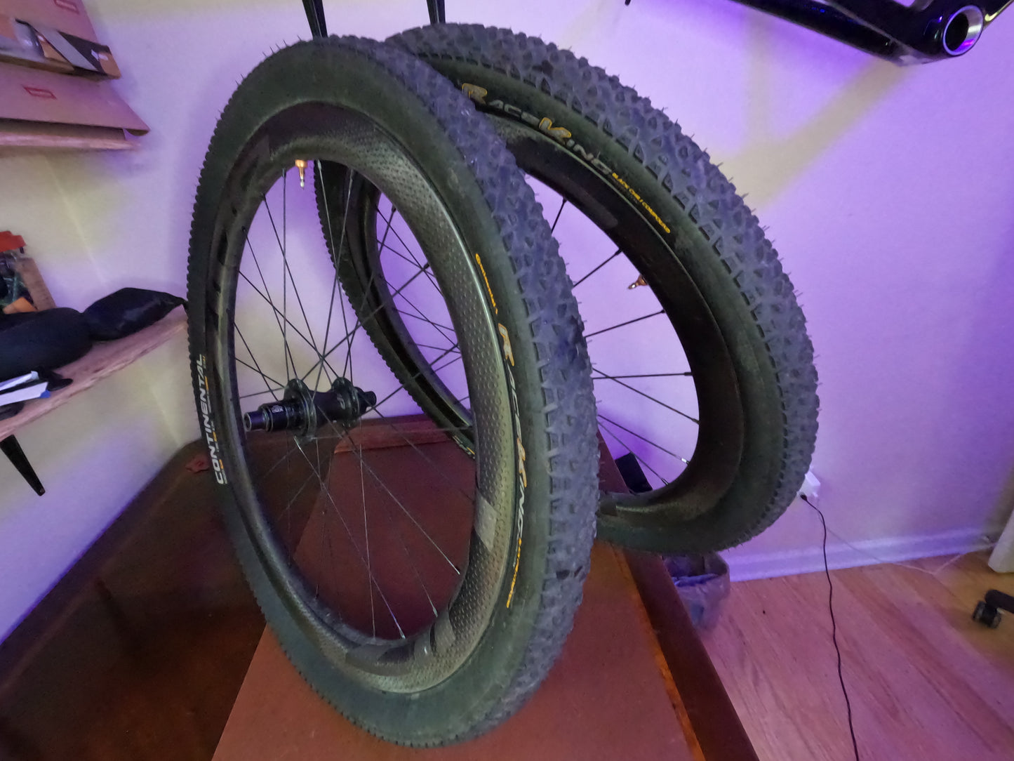 Zipp 303 Firecrest Disc Wheelset 650B, xdr with conti race king 2.2 tires
