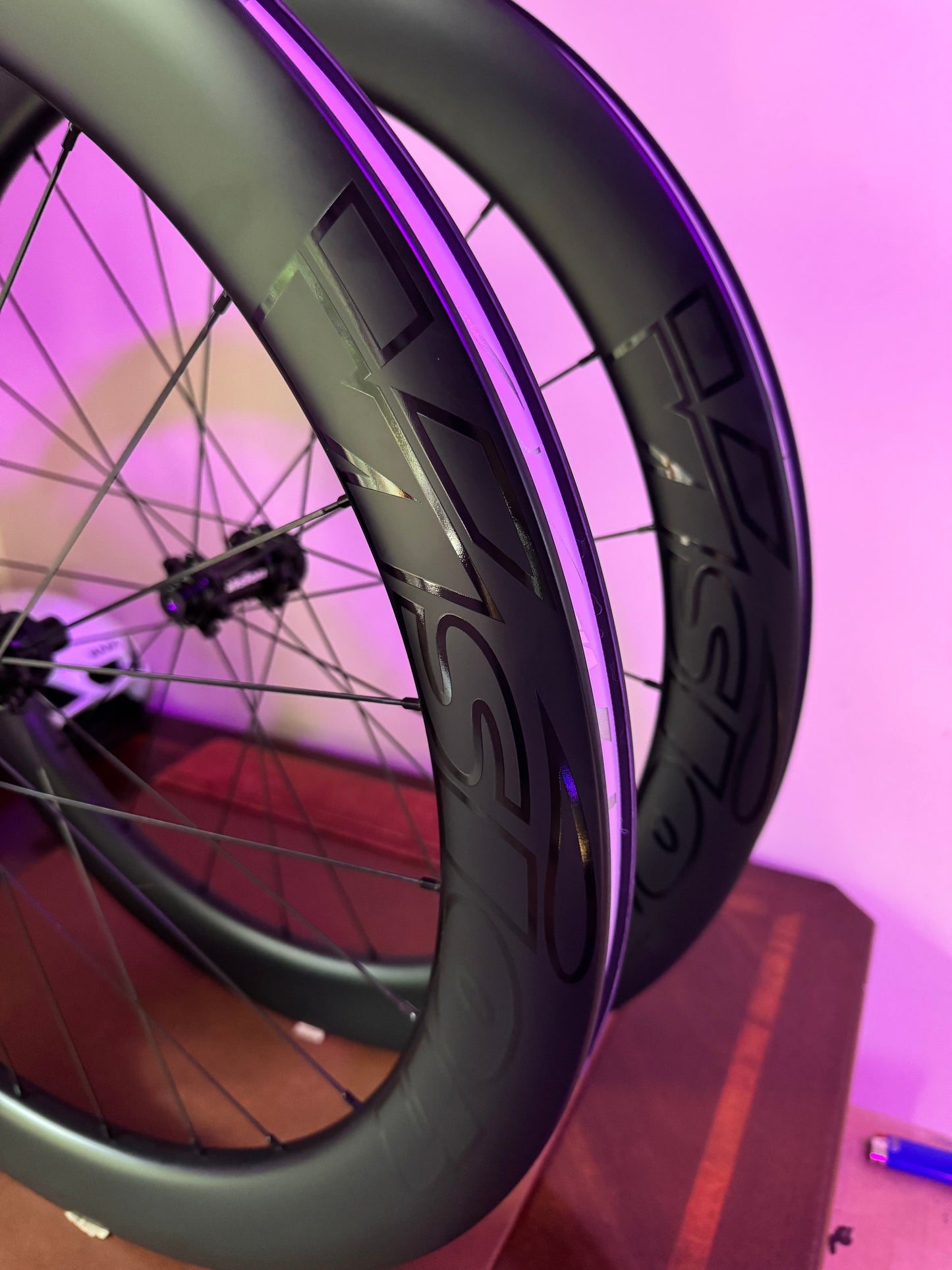 Vision SC60 TL Wheelset - 700, 12 x 100/142, Center-Lock, Shimano hg, Black
