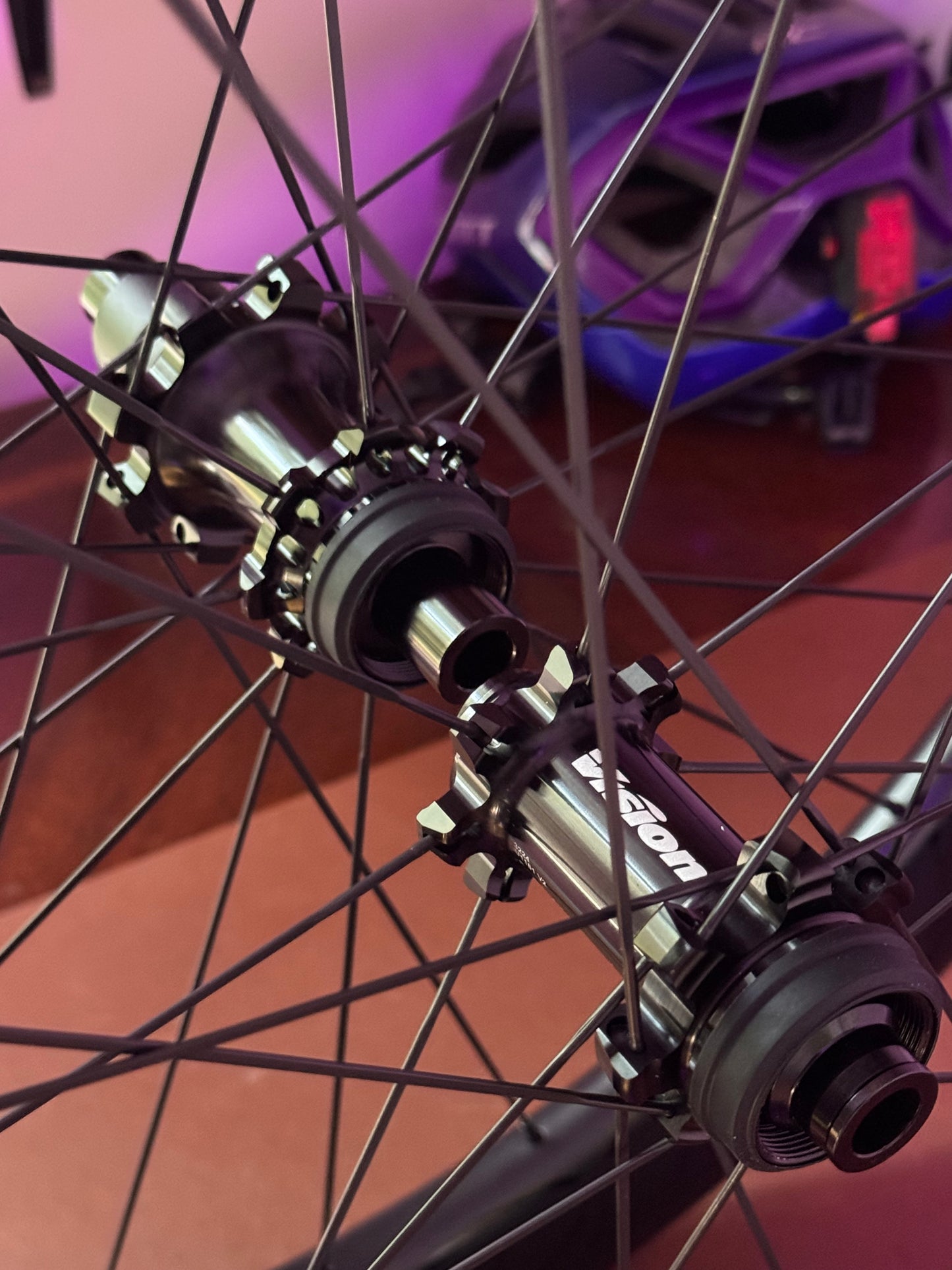 Vision SC60 TL Wheelset - 700, 12 x 100/142, Center-Lock, Shimano hg, Black